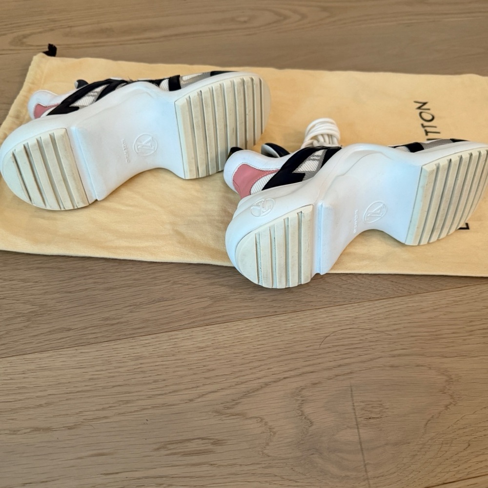 Louis Vuitton LV Archlight size 36 - Picture 5 of 7